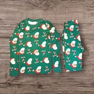 Hanna Andersson Green Holiday Santa Pajama Set Girls/Boys Size 8. Like New